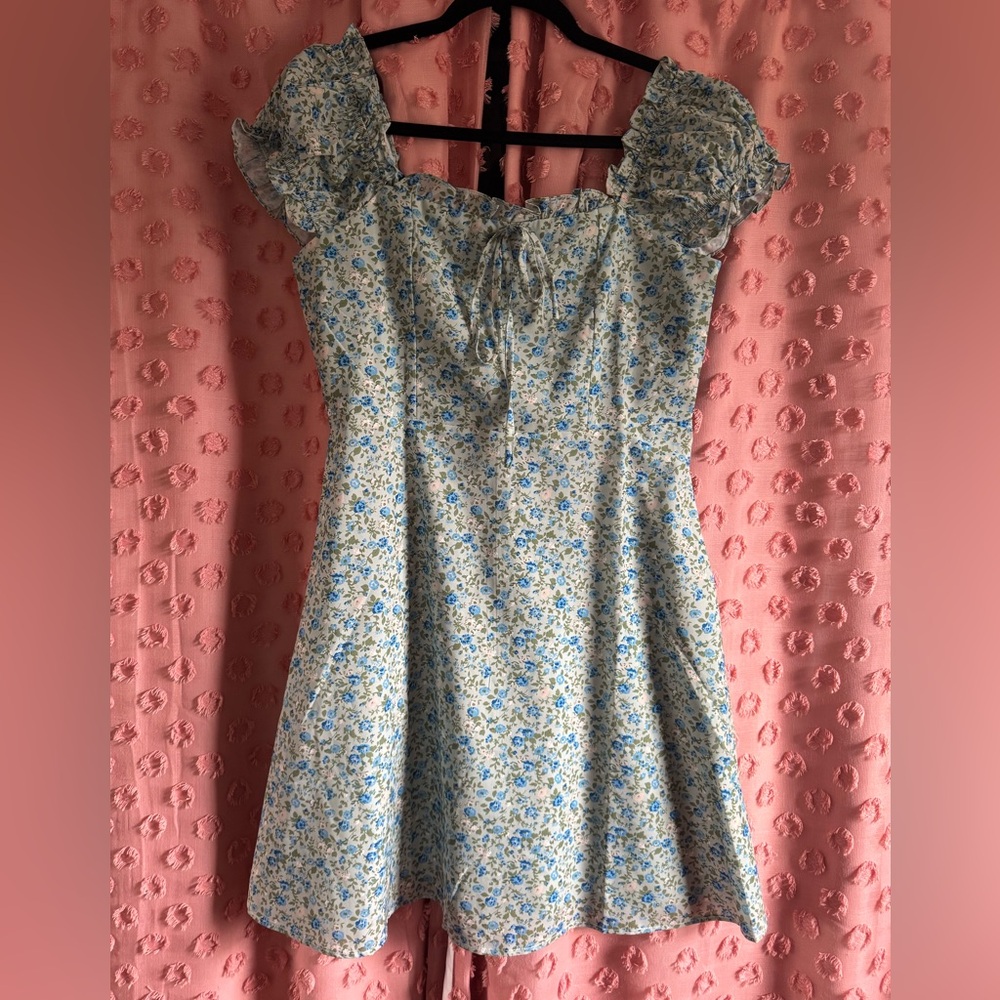 Blue mini floral dress.
